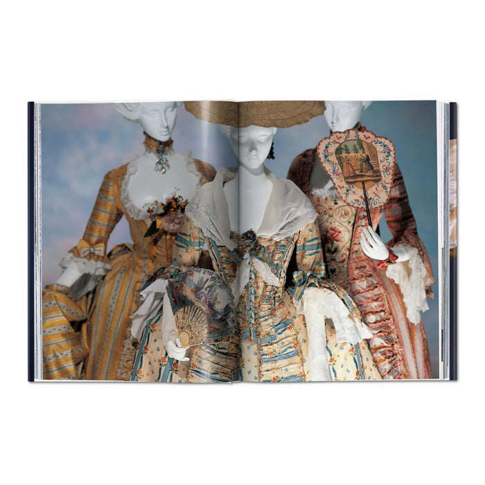 Livro Fashion History from the 18th to the 20th Century