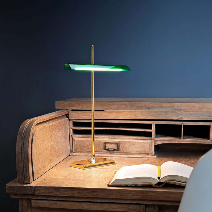 Goldman table lamp