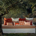 Capa de almofada Atelier Elitis Grenadine Contexto decorativo exterior