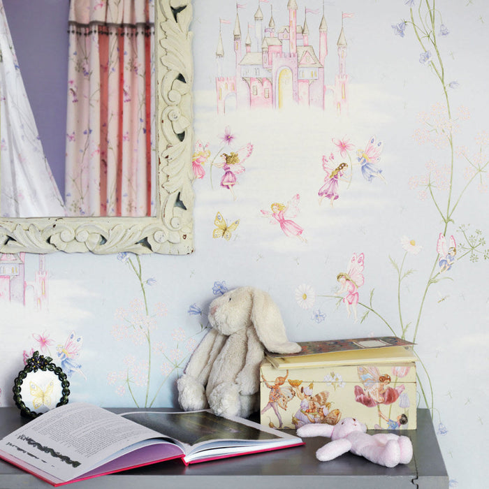 Fairy Castle WP - Abracazoo Wallpapers violeta aplicado 