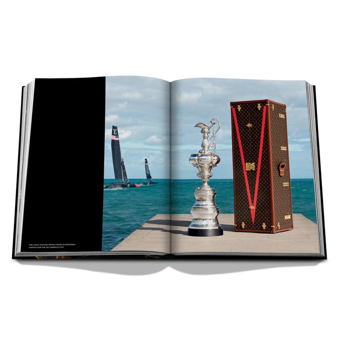Livro Loius Vuitton: Trophy Trunks 9