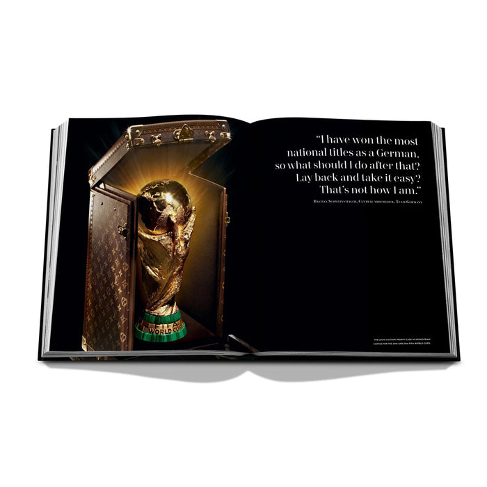 Livro Loius Vuitton: Trophy Trunks 4